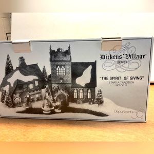 Dickens' Village Spirit of Giving Set